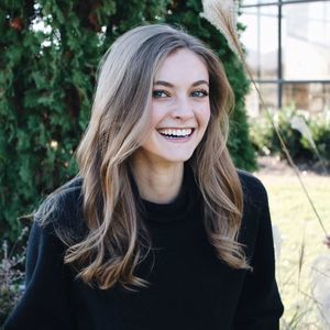 Meet your Posher, Elizabeth